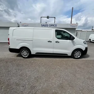 2021 Vauxhall Vivaro 1.5 Turbo D 2900 Dynamic Panel Van 6DR Diesel Manual - Image 8