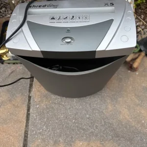 Shredder and A3 Laminator