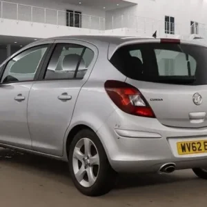 2012 Vauxhall Corsa 1.4 16V SXi Euro 5 5-door hatchback with A/C and manual gearbox - Image 3