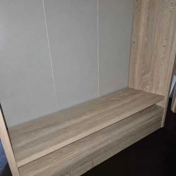 Wooden shelf unit