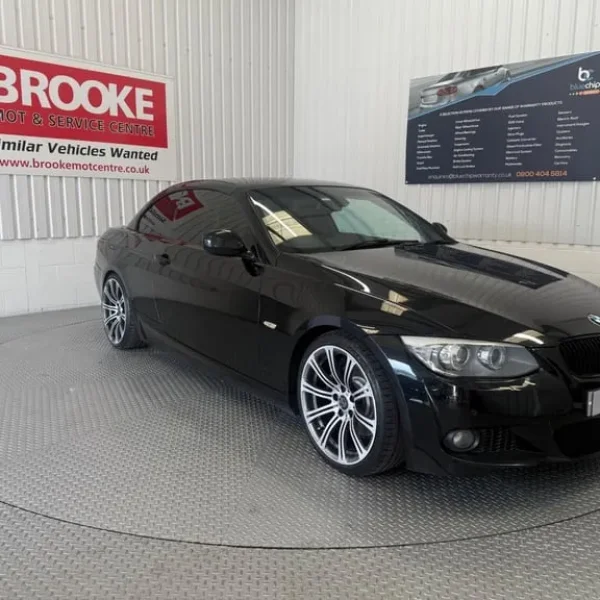 2011 BMW 3 Series 3.0 330d M Sport Steptronic Euro 5 2dr Convertible Diesel Automatic