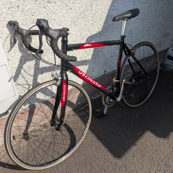 Specialized Allez Sport road bike