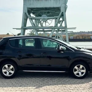 2015 Peugeot 3008 1.2 PureTech Active 5dr Hatchback Petrol Manual - Image 4