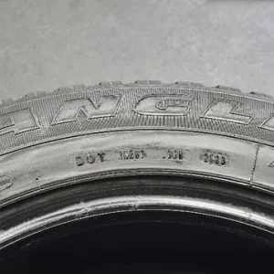 235 65 R 17 Goodyear Wrangler HP All Weather Tyres - Image 8