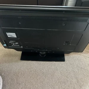 Samsung 46-inch TV - Image 5