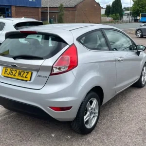 2013 Ford Fiesta ZETEC Hatchback Manual - Image 6