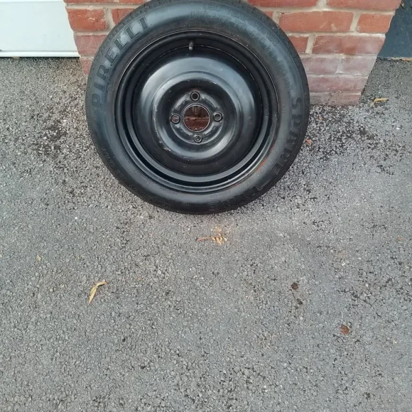 Pirelli space saver tyre