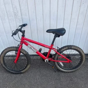 18 inch Kids' Red Outrage Bicycle