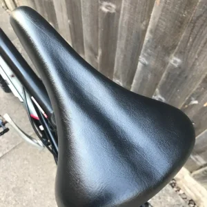 GT Avalanche Hardtail Mountain Bike - Image 6