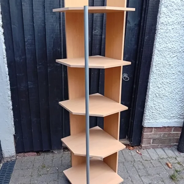 Corner shelf/display unit