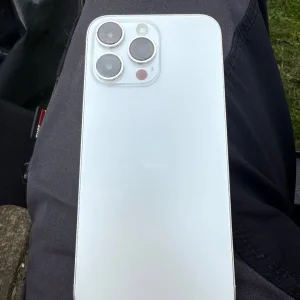 Apple iPhone 14 Pro Max - Silver - 128GB - Image 3