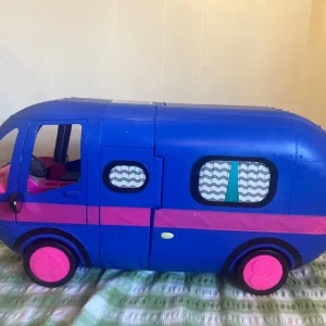 LOL Surprise glamper van with extra dolls - Image 8