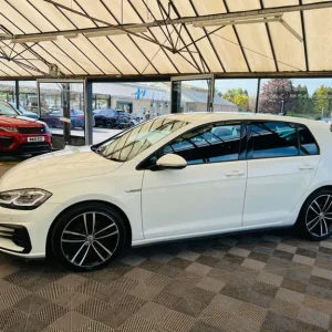 2017 Volkswagen Golf GTD TDI 2.0L Semi-Auto 5-door Hatchback - Image 5