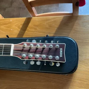 Yamaha 12 string guitar and luxury case - Image 4