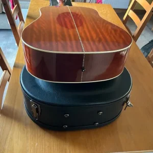 Yamaha 12 string guitar and luxury case - Image 7