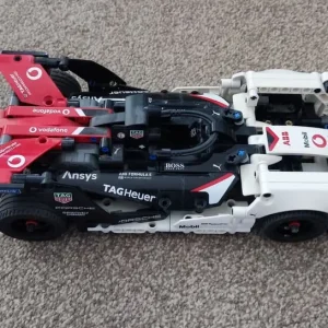 LEGO Formula E Porsche 99X Electric - Image 2