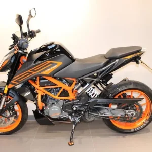 2021 KTM 125 Duke Black - Image 8