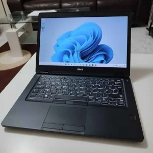 Dell Latitude Laptop with Intel Core i5, 8GB RAM, 256GB SSD and Office 365 - Image 2