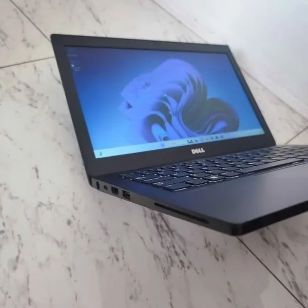 Dell Latitude Laptop with Intel Core i5, 8GB RAM, 256GB SSD and Office 365