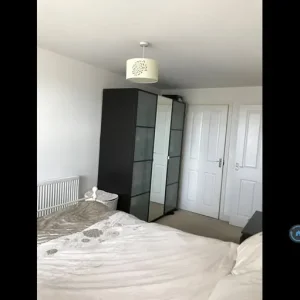 2 bedroom flat with balcony and secure parking in Louth, East Lindsey - Image 4