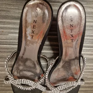 Next shoes size 5 - Image 3