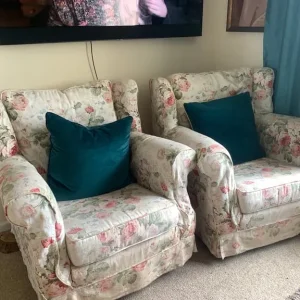 3 Seater Sofa and 2 Armchairs - Image 4