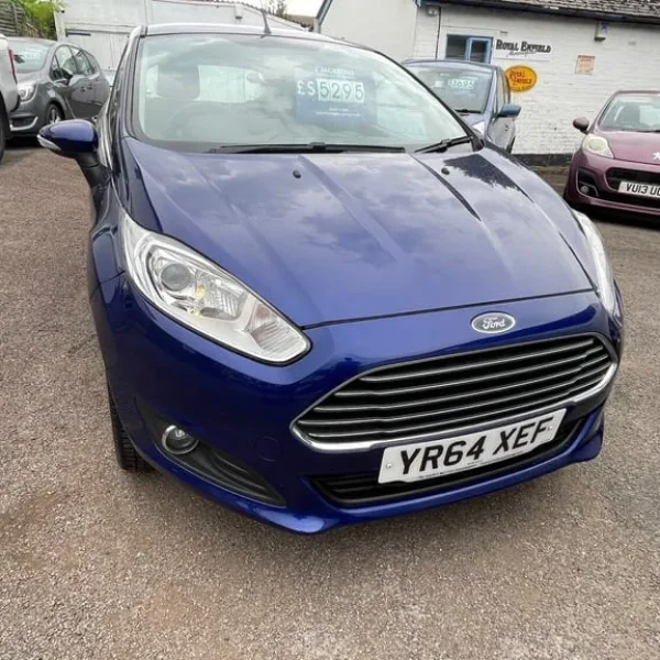 2014 Ford Fiesta 1.25 Zetec 5-door hatchback manual
