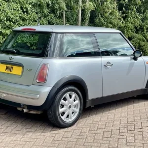 2002 Mini One 1.6 Automatic Hatchback - Image 3