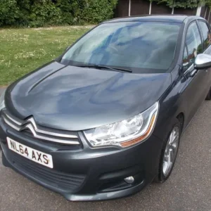 2014 Citroen C4 1.6 e-HDi Selection Euro 5 5-door hatchback diesel manual