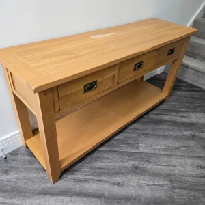 Cotswold Company solid oak console table - Image 5