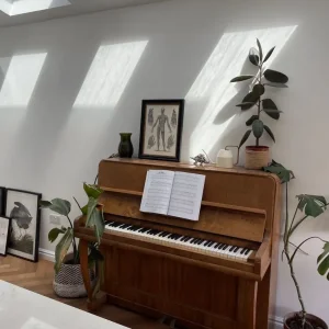 Russell London Upright Piano - Image 2