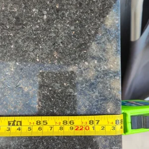 Granite worktop and slab - Image 5