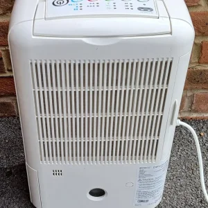 Ecoair DD1 Classic MK6 Desiccant Dehumidifier with Ioniser, White - Image 3