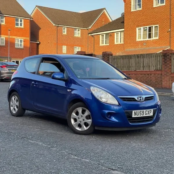2009 Hyundai i20 1.4 manual 3-door hatchback