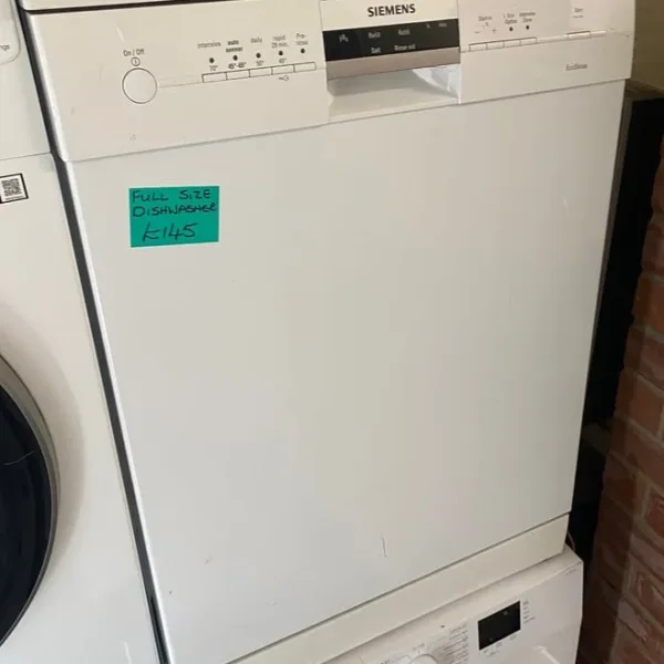 WHITE SIEMENS FULL SIZE DISHWASHER