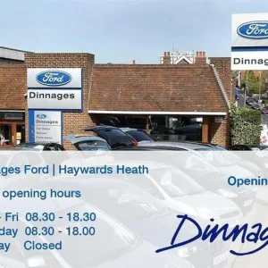 2022 Hyundai Santa Fe 1.6 T-GDi Premium SUV 5-door Petrol Hybrid - Image 2