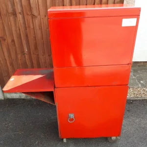 Snap on tool boxes and shelf - Image 4