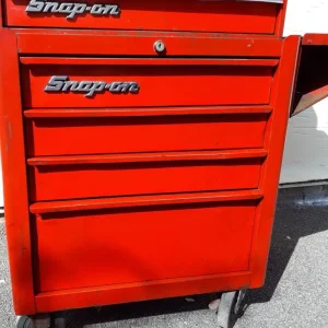 Snap on tool boxes and shelf - Image 8