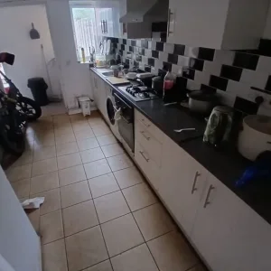 Single Room With All Bills Covered Near Eastfield Station - Image 4