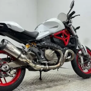 2015 Ducati Monster 821 – 2650 miles, Leo Vince exhaust, fresh service - Image 3