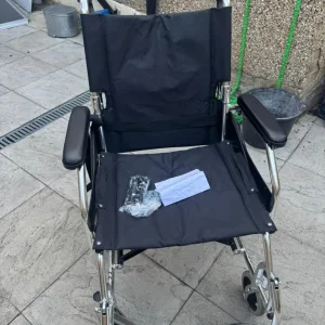 Folding wheelchair - Image 2