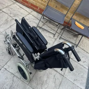 Folding wheelchair - Image 3