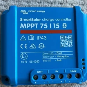 Victron smart solar controller and 100w solar panel