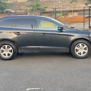 2013 Volvo XC60 D4 AWD - Image 3