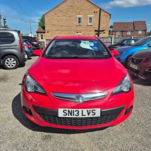 2013 Vauxhall Astra GTC SRI CDTI S/S Hatchback Diesel Manual - Image 2