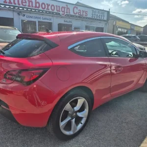2013 Vauxhall Astra GTC SRI CDTI S/S Hatchback Diesel Manual - Image 5