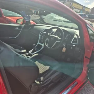 2013 Vauxhall Astra GTC SRI CDTI S/S Hatchback Diesel Manual - Image 8