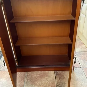 Lovely cabinet - Image 3