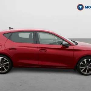 2021 SEAT Leon 1.5 eTSI 150 FR Sport 5-door DSG Hatchback - Image 8