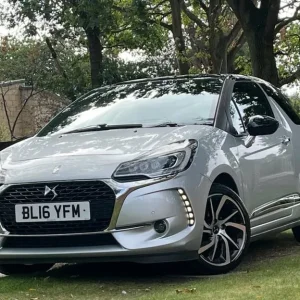 2016 DS3 BlueHDi Prestige Hatchback - Image 3